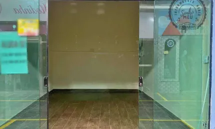 Sala comercial com 1 sala para alugar na Avenida Presidente Costa e Silva, Boqueirão, Praia Grande