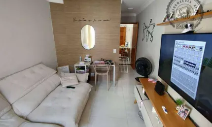Sobrado tríplex de condomínio no Boqueirão, Praia Grande - SP
