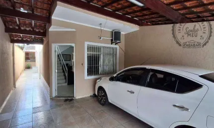Casa com 3 quartos à venda na Rua Elvira Cruz Leal, Vila Antártica, Praia Grande