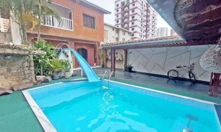 Casa com 4 dormitórios à venda, 300 m² por R$ 2.000.000,00 - Canto do Forte - Praia Grande/SP