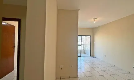 Apartamento com 2 quartos para alugar na Rua Itararé, Guilhermina, Praia Grande