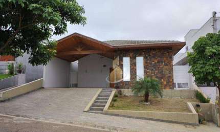 Casa com 3 dormitórios à venda, 170 m² por R$ 1.100.000,00 - Condomínio Terras do Vale - Caçapava/SP
