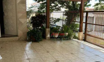 Sobrado com 4 dormitórios à venda, 198 m² por R$ 980.000,00 - Vila Augusta - Guarulhos/SP