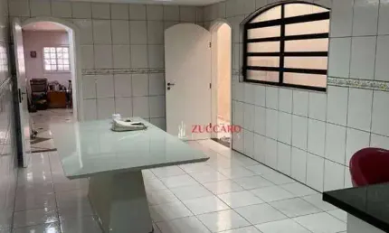 Sobrado com 3 dormitórios à venda, 270 m² por R$ 930.000,00 - Jardim Santa Cecília - Guarulhos/SP