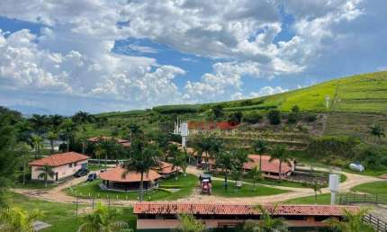 Fazenda com 5 dormitórios à venda, 2060000 m² por R$ 16.500.000,00 - Pedregulho - Guaratinguetá/SP