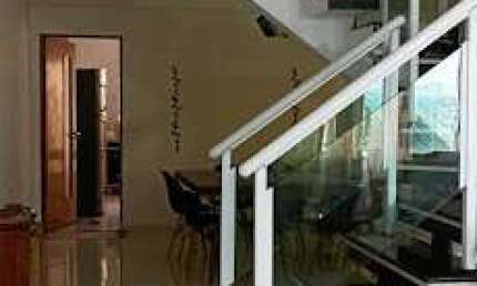 Sobrado com 3 dormitórios à venda, 141 m² por R$ 750.000,00 - Jardim Aida - Guarulhos/SP