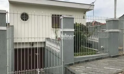 Sobrado com 3 dormitórios à venda, 266 m² por R$ 630.000,00 - Jardim Munhoz - Guarulhos/SP