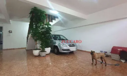 Sobrado com 4 dormitórios à venda, 210 m² por R$ 929.999,99 - Parque Renato Maia - Guarulhos/SP