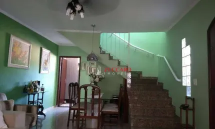 Sobrado com 3 dormitórios à venda, 195 m² por R$ 950.000 - Vila Galvão - Guarulhos/SP
