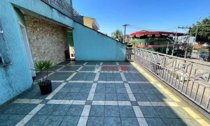 Sobrado Grande com Salão Comercial no Continental II Localização Privilegiada