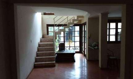 Sobrado com 5 dormitórios à venda, 200 m² por R$ 690.000,00 - Vila Tibagi - Guarulhos/SP