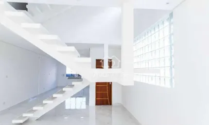 Sobrado com 4 dormitórios à venda, 384 m² por R$ 890.000,00 - Parque São Vicente - Mauá/SP