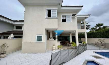 Casa à Venda no Condomínio Jardim Acapulco no Guarujá | Omega Imóveis