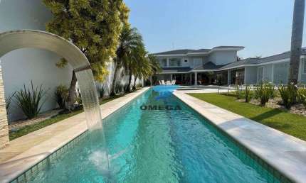Casa à Venda no Condomínio Jardim Acapulco no Guarujá | Omega Imóveis