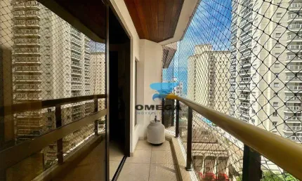 Flat à Venda na Pitangueiras no Guarujá | Omega Imóveis.