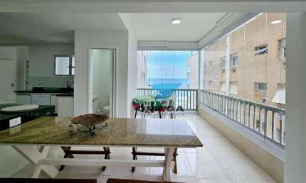 Apartamento à venda na praia das Pitanegueiras no Guarujá I Omega Imóveis