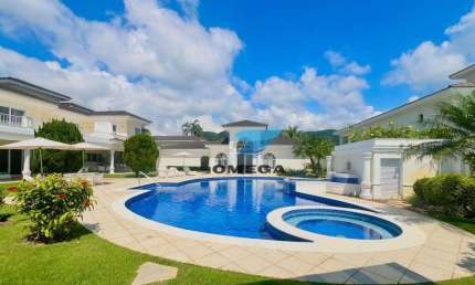 Casa à venda no Jardim Acapulco em Guarujá | Omega Imóveis