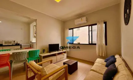 Apartamento reformado á venda na praia do Tombo no Guarujá I Omega Imoveis