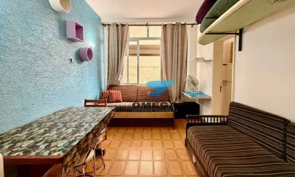 Apartamento à venda na praia das Pitangueiras no Guarujá I Omega Imoveis