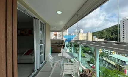 Apartamento à venda na praia das Pitanhueiras em Guarujá | Omega Imóveis