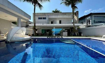 Casa à venda no Jardim Acapulco no Guarujá | Omega Imóveis