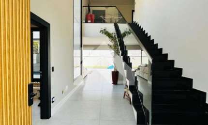 Casa de Condomínio em Alphaville  -  Santana de Parnaíba