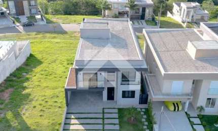 Casa de Condomínio em Sítio do Rosário - Santana de Parnaíba, SP