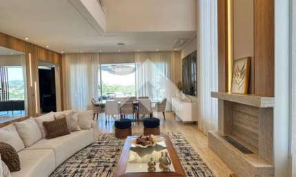 Luxuosa Casa em Alphaville: 4 Suítes à Venda e Locação