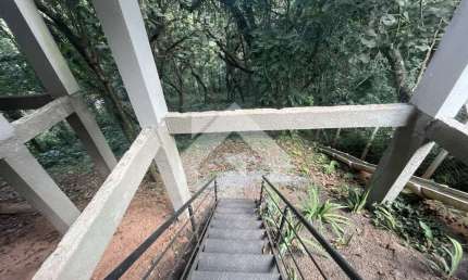 Casa de Condomínio em Chácara dos Lagos  -  Carapicuíba