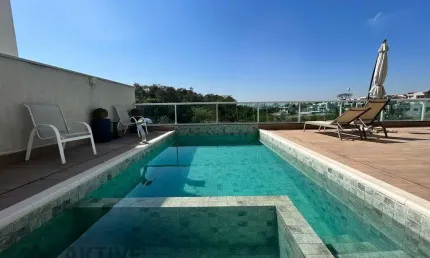 Casa de Condomínio em Alphaville - Santana de Parnaíba, SP