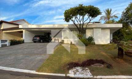 Casa de Condomínio em Alphaville - Santana de Parnaíba, SP
