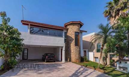 Casa de Condomínio em Alphaville - Santana de Parnaíba, SP