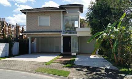 Casa de Condomínio em Tamboré - Santana de Parnaíba, SP