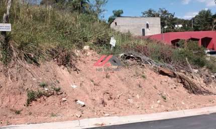 Terreno à venda no Centro, Serra Negra , 1025 m2 por R$ 200.000