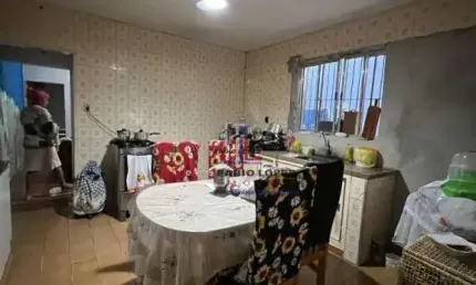 Casa com 2 dormitórios, 157 m² - venda por R$ 290.000,00 ou aluguel por R$ 2.645,00/mês - Vila Sacadura Cabral - Santo André/SP