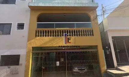 Casa com 4 quartos à venda na Rua Aragaí, Vila Liviero, São Paulo