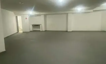 Sala comercial para alugar na Rua Apa, Vila Curuçá, Santo André