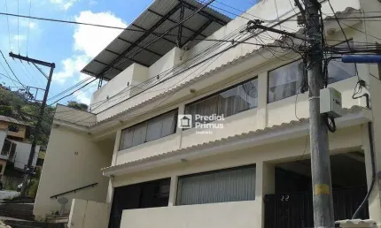 Casa à 03 minutos de Centro da cidade, com 3 dormitórios à venda, 335 m² por R$ 1.200.000 - Vilage - Nova Friburgo/RJ