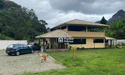 Excelente Casa com 370 m² por R$ 1.100.000 - Corrego Dantas - Nova Friburgo/RJ