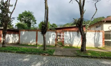 Faça desta casa de 4 dormitórios à venda, seu novo lar - Parque São Clemente - Nova Friburgo/RJ