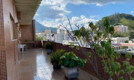 Cobertura com 3 dormitórios à venda, 213 m² por R$ 890.000,00 - Centro - Nova Friburgo/RJ