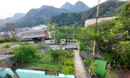 Casa em bairro Nobre, com 2 dormitórios à venda por R$ 480.000 - Suíço - Nova Friburgo/RJ