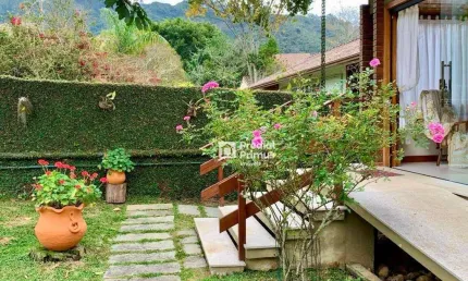 Casa à venda, 221 m² por R$ 1.950.000,00 - Cônego - Nova Friburgo/RJ