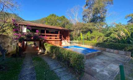 Casa com 4 dormitórios à venda, 270 m² por R$ 899.000,00 - Ponte da Saudade - Nova Friburgo/RJ