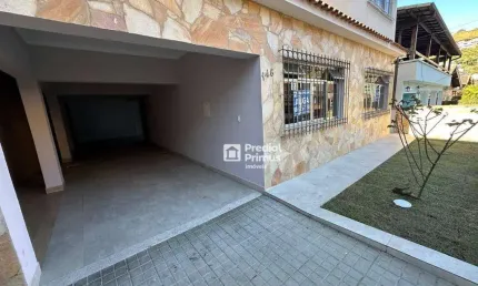 Casa com 2 dormitórios à venda, 117 m² por R$ 475.000 - Loteamento São José - Nova Friburgo/RJ
