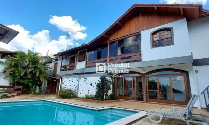 Luxuosa casa nas braunes, perfeita para você e sua familia