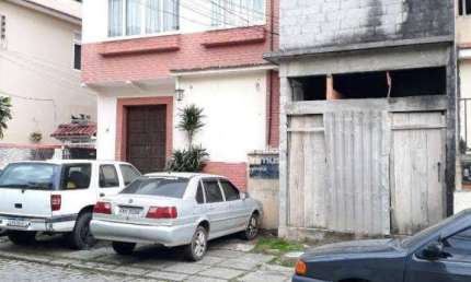 Sobrado à venda, 358 m² por R$ 900.000,00 - Centro - Nova Friburgo/RJ