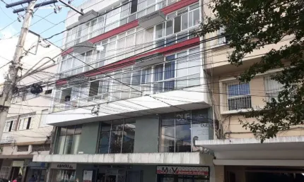Sala com localização privilegiada, com 35,00m² - Centro - Nova Friburgo/RJ