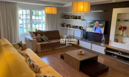 Casa com 3 dormitórios à venda, 386 m² por R$ 1.500.000,00 - Duas Pedras - Nova Friburgo/RJ