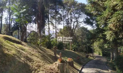 Casa com 3 dormitórios à venda, 185 m² por R$ 1.200.000,00 - Vale dos Pinheiros - Nova Friburgo/RJ